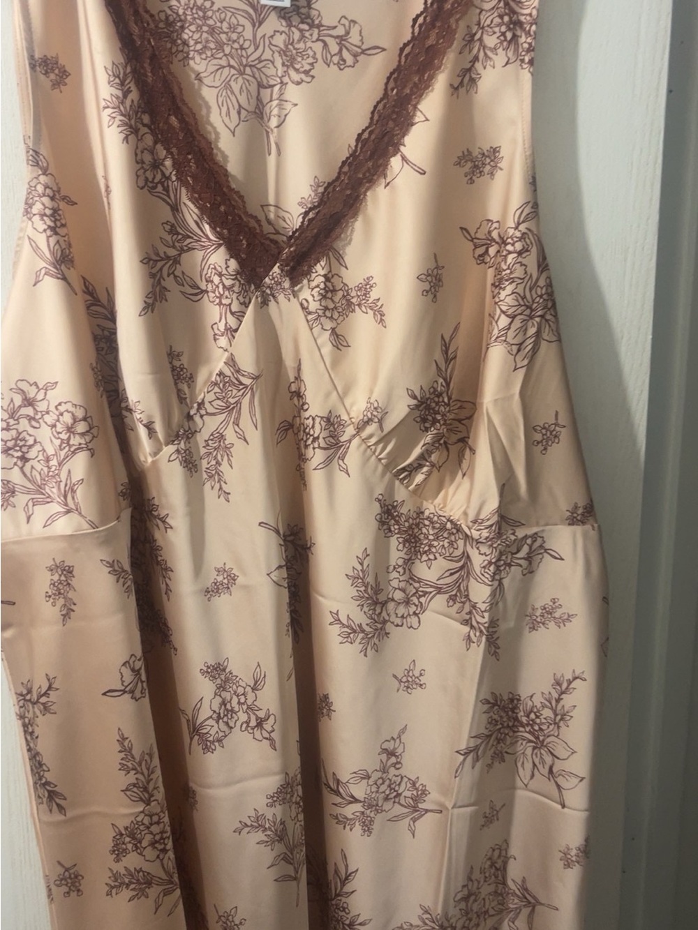 Floral Lace-Trim Satin Nightgown - Cream with Brown Print